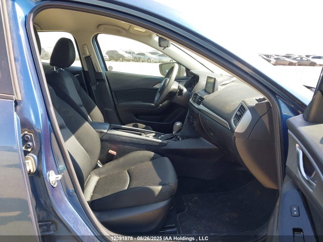 Mazda pe 2018 3MZBN1U71JM220122 Image 5