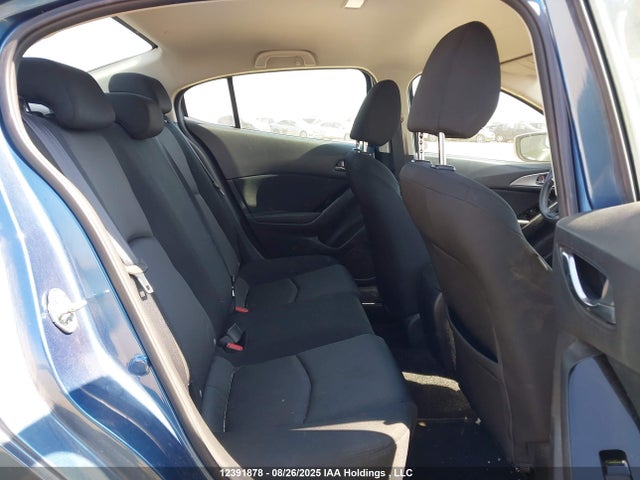 Mazda pe 2018 3MZBN1U71JM220122 Image 8