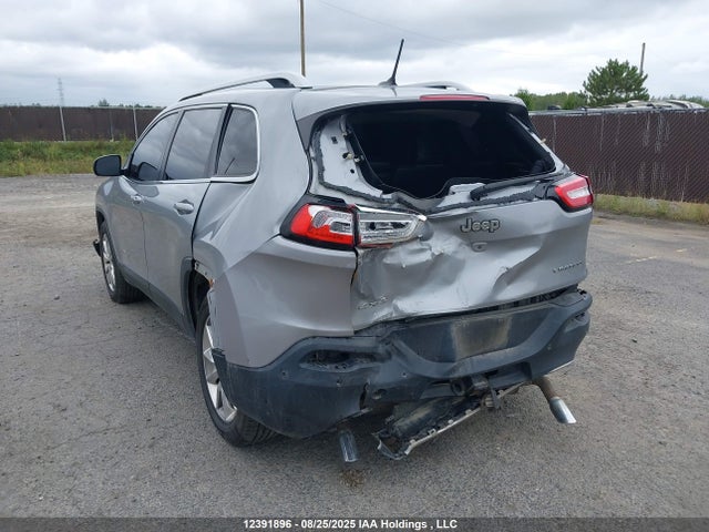 1C4PJMDS7EW131395 Jeep Cherokee