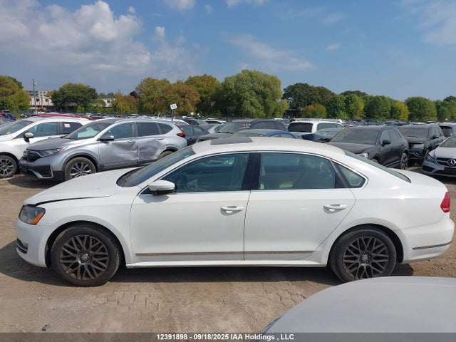 Volkswagen Passat 2014 1VWCS7A39EC103719 Image 15