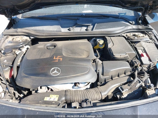 WDDSJ4GB5JN663241 Mercedes-Benz CLA-Class