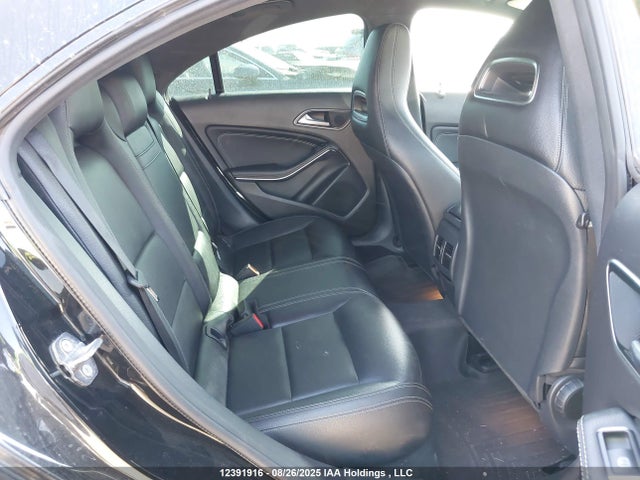 WDDSJ4GB5JN663241 Mercedes-Benz CLA-Class
