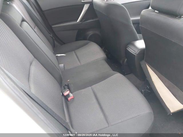 12391921 :رقم المزاد ، JM1BL1L71C1690158 vin ، 2012 Mazda 3 I مزاد بيع