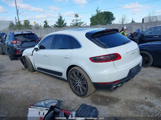 Porsche Macan 2015 WP1AB2A53FLB43440 Image 15