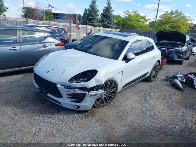 Porsche Macan 2015 WP1AB2A53FLB43440 Image 2