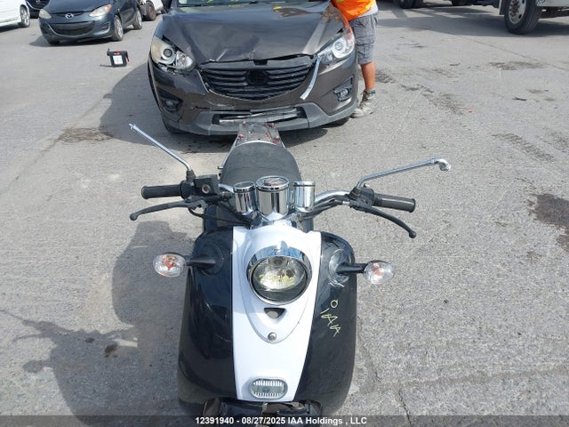 LLPVGBAF9G1F22141 Scooter Scooter