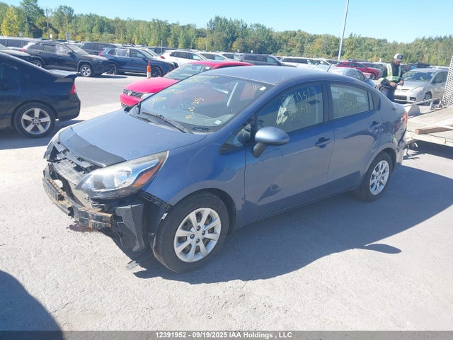 KIA gamma 2016 KNADM4A34G6589581 Image 2