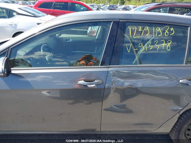 WVWPR7AU3JW913378 Volkswagen E-Golf
