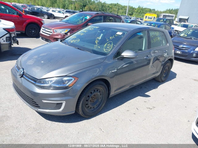 WVWPR7AU3JW913378 Volkswagen E-Golf