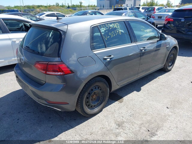 WVWPR7AU3JW913378 Volkswagen E-Golf