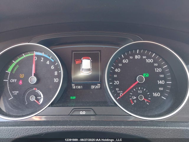 WVWPR7AU3JW913378 Volkswagen E-Golf