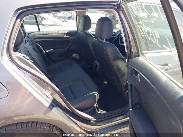 WVWPR7AU3JW913378 Volkswagen E-Golf
