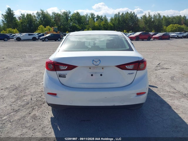 Mazda pe 2015 3MZBM1U79FM211792 Image 16