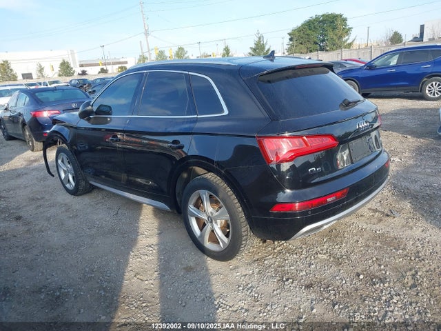 WA1BNAFY9J2164621 Audi Q5