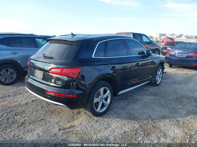 WA1BNAFY9J2164621 Audi Q5
