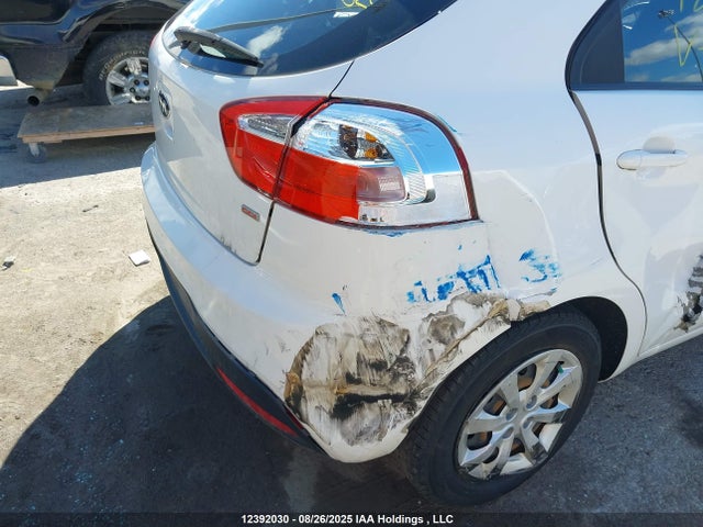 KIA dohc gamma 2015 KNADM5A34F6981688 Image 12