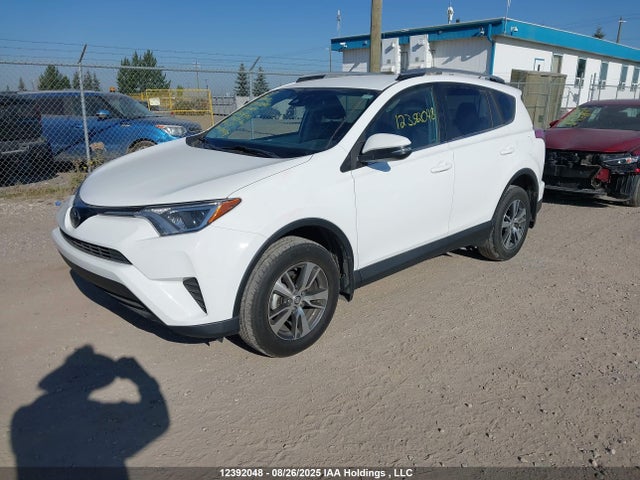 Toyota 2ar-fe 2018 2T3BFREV2JW804751 Image 2