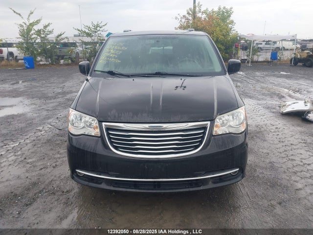 2C4RC1BG1FR519653 Chrysler Town and Country