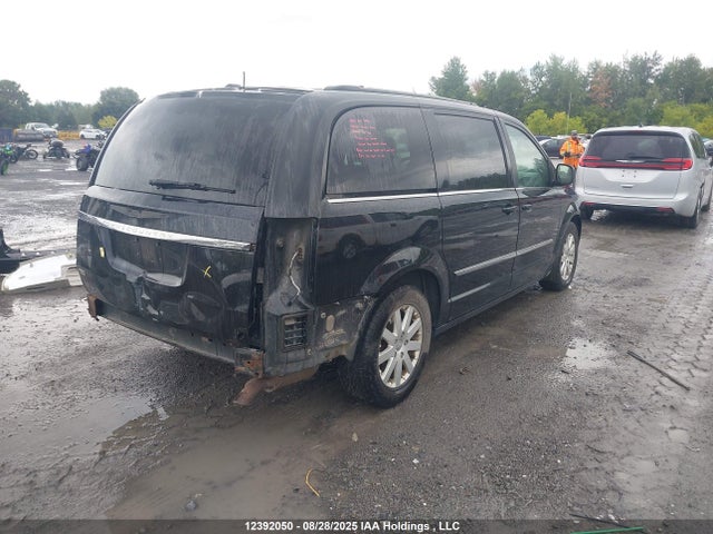 2C4RC1BG1FR519653 Chrysler Town and Country