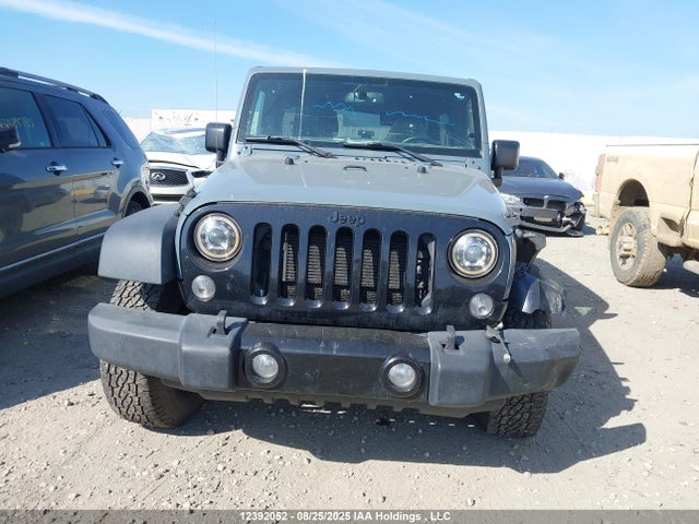 1C4BJWDG6FL633142 Jeep Wrangler