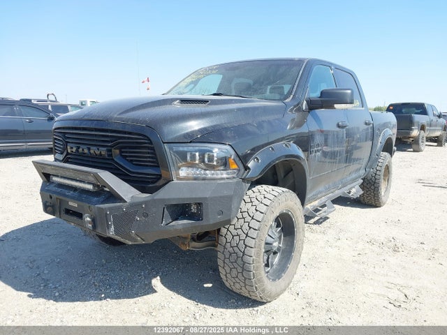 RAM 1500 2018 1C6RR7MT3JS146125 Image 2