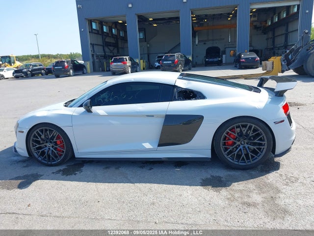 WUAKBAFX4H7902573 Audi R8 5.2 V10 Plus