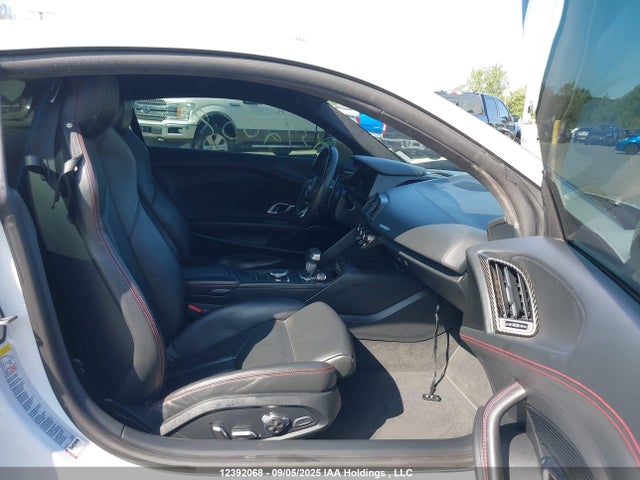 WUAKBAFX4H7902573 Audi R8 5.2 V10 Plus