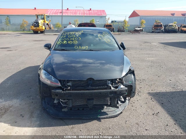 3VW5T7AU1HM053609 Volkswagen 2.0 tsi