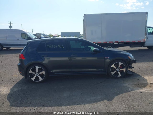 3VW5T7AU1HM053609 Volkswagen 2.0 tsi