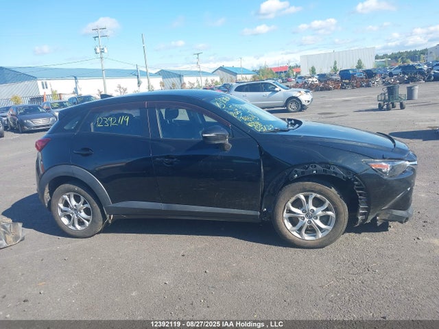 JM1DKFC75J0318575 Mazda pe