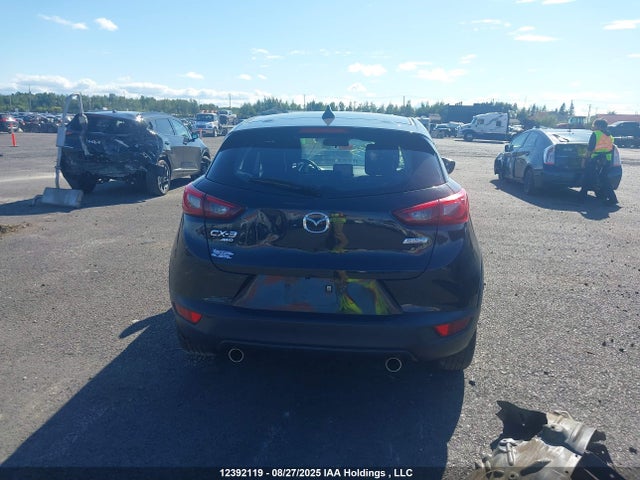 JM1DKFC75J0318575 Mazda pe