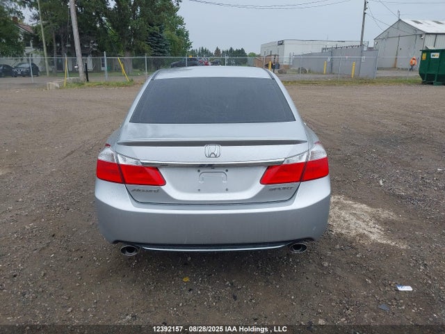 1HGCR2F5XEA804648 Honda k24w1
