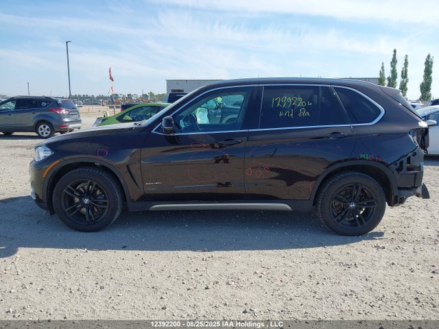 BMW X5 2018 5UXKR0C55J0Y04042 Image 15
