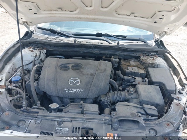 3MZBM1L7XGM294670 Mazda pe
