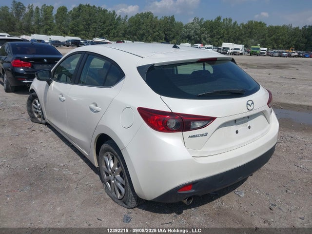 3MZBM1L7XGM294670 Mazda pe