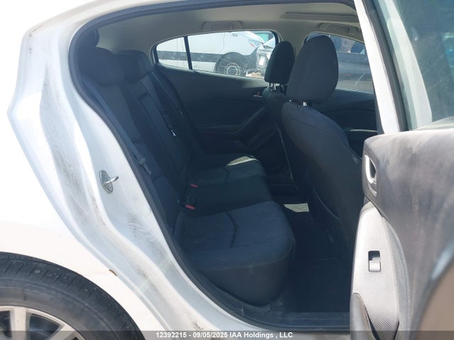 3MZBM1L7XGM294670 Mazda pe