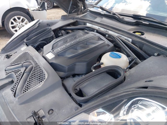 Porsche Macan 2016 WP1AB2A55GLB47944 Image 10