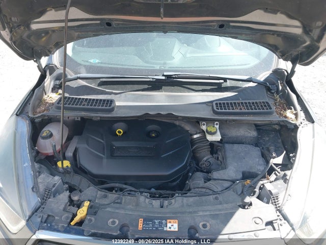 1FMCU9J92HUC57227 Ford Escape