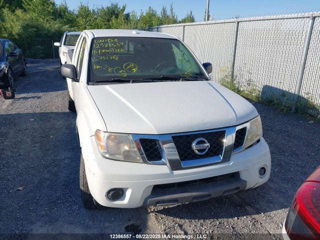 1N6AD0CU0FN751762 Nissan 2015