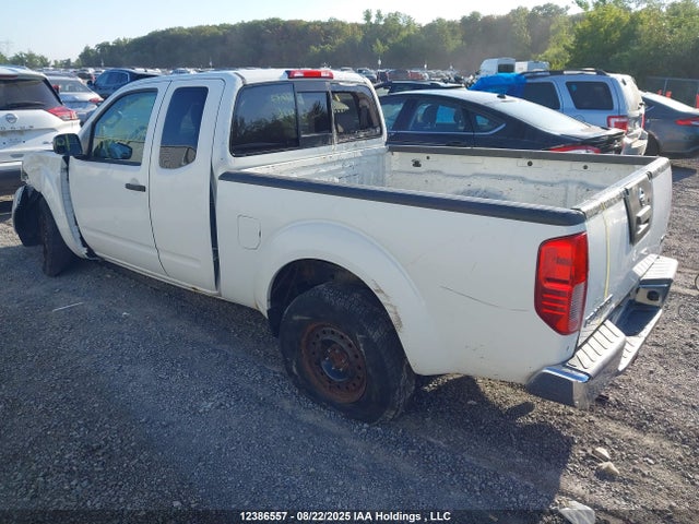 1N6AD0CU0FN751762 Nissan 2015
