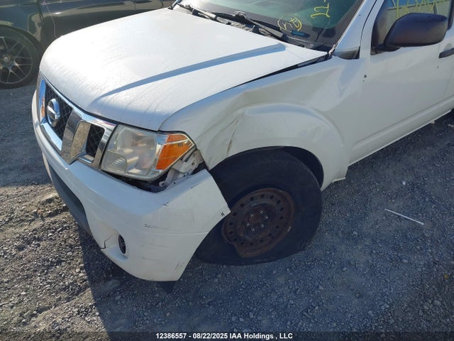 1N6AD0CU0FN751762 Nissan 2015