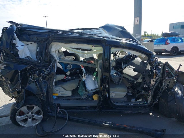 Toyota Sienna 2014 5TDZK3DC8ES411108 Image 13