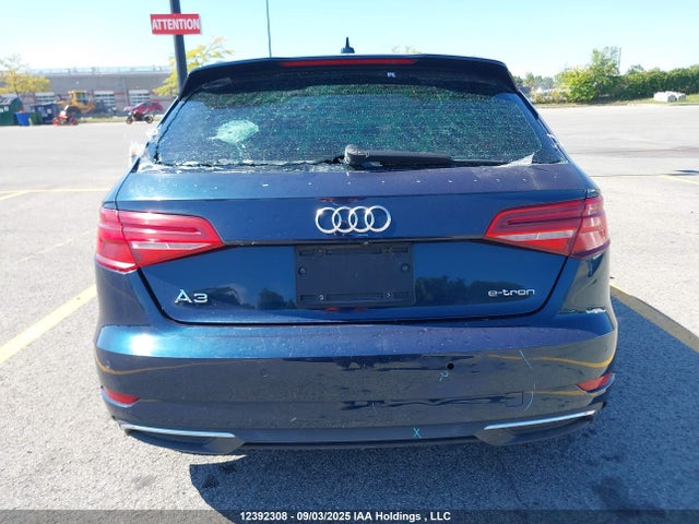 WAUSPBFF3JA054543 Audi A3