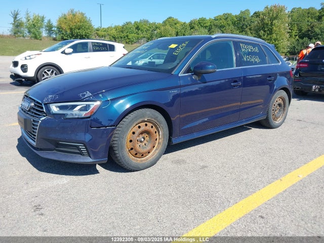 WAUSPBFF3JA054543 Audi A3