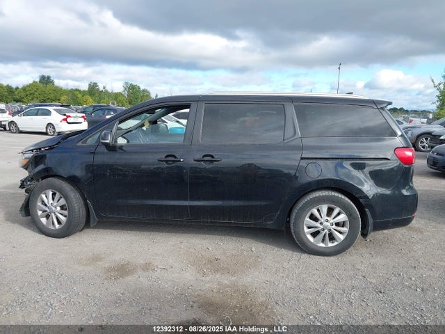 KNDMB5C16H6286670 KIA Sedona