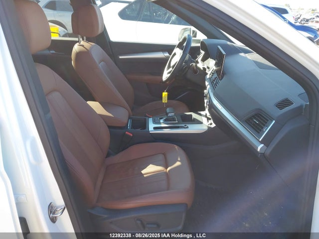Audi 40 tfsi 2023 WA1AAAFY0P2124802 Image 5