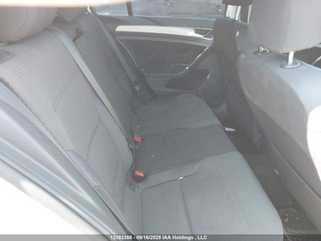 3VW217AU0FM081956 Volkswagen Golf