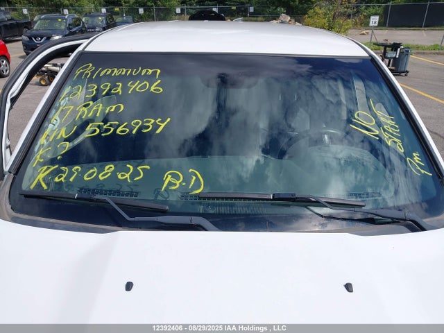 RAM 1500 2017 1C6RR7FT5HS556934 Image 18