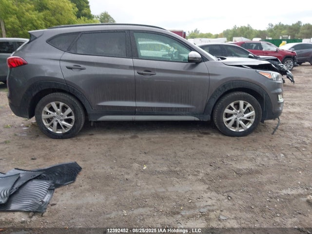 KM8J3CA43MU381061 Hyundai Tucson Preferred Awd With Sun And Leather Package