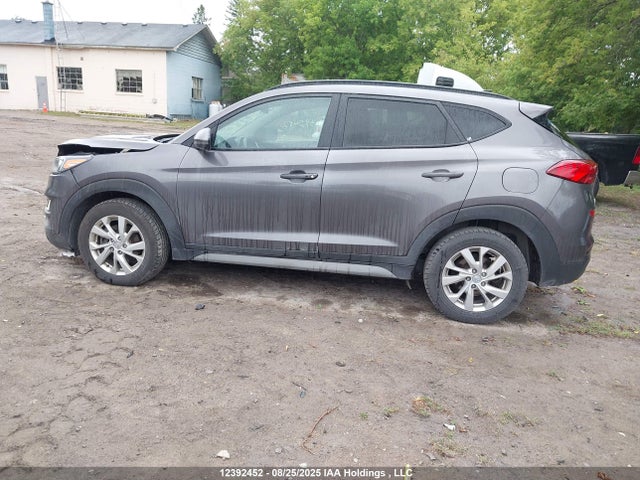 KM8J3CA43MU381061 Hyundai Tucson Preferred Awd With Sun And Leather Package